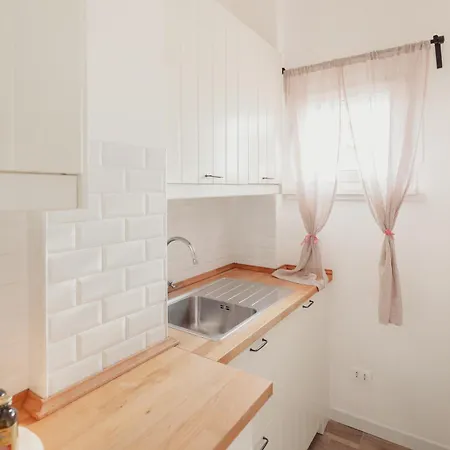 Apartment Gohost - Il Sorriso Di Fofo - Cozy Flat Near Navigli Milan